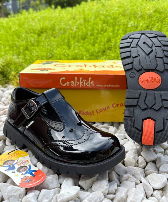 Crabkids Girls School Shoes Wetlook – Heart Detail Edition