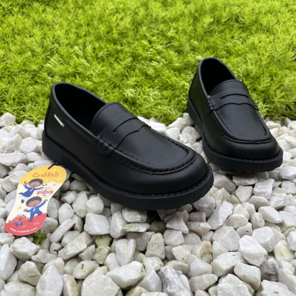 Crabkids Kids School Loafers – Model 617211B