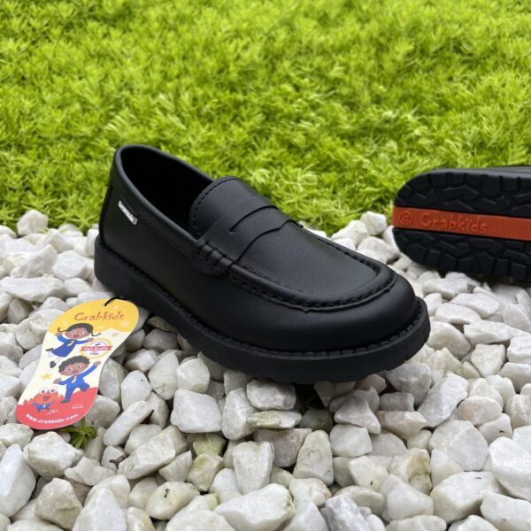 Crabkids Kids School Loafers – Model 617211B